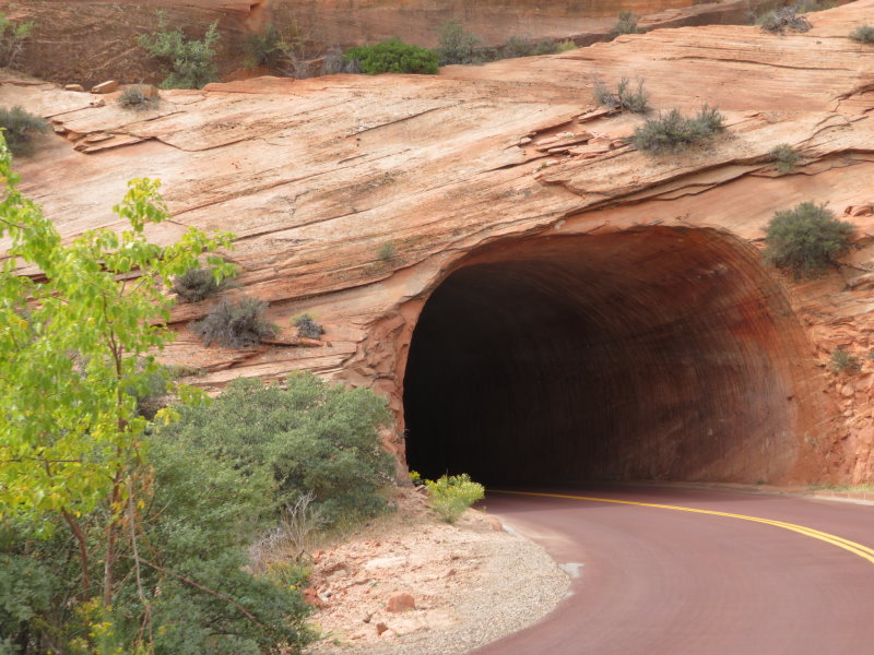 Zion Canyon: Short Tunnel